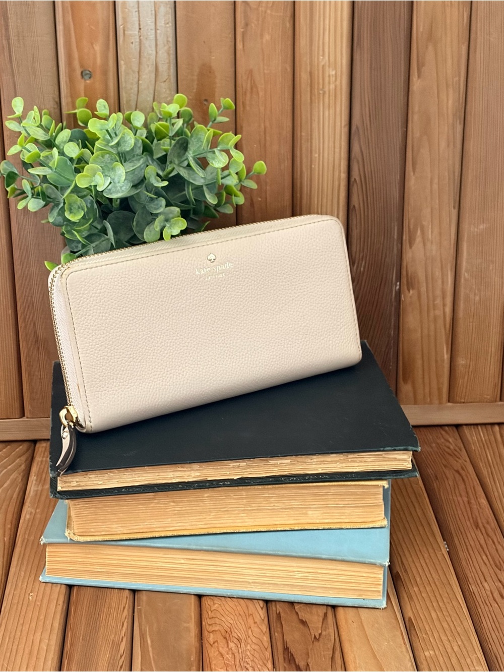 Kate Spade Blush Ivory Pebbled Leather Storybook Wallet